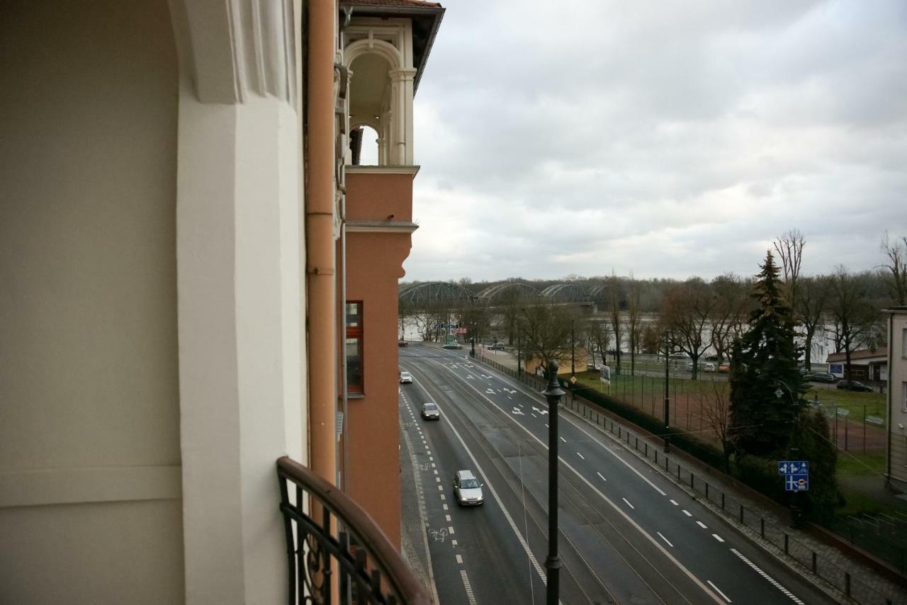 Wilhelmstadt Apartment 90m - PARKING Torun Exterior foto